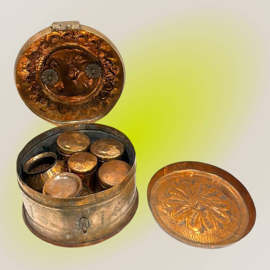 Caja de especias orientales de cobre del siglo Siglo XIX - Cositas Antiguas – La Guadaña, Anticuarios Online en Jerez , vender antigüedades, muebles antiguos