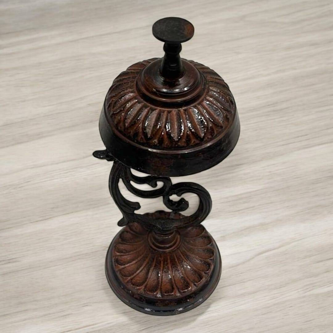 Timbre de metal para recepción o decoración del hogar - Cositas Antiguas – La Guadaña, Anticuarios Online en Jerez , vender antigüedades, muebles antiguos