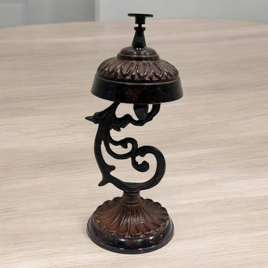 Timbre de metal para recepción o decoración del hogar - Cositas Antiguas – La Guadaña, Anticuarios Online en Jerez , vender antigüedades, muebles antiguos