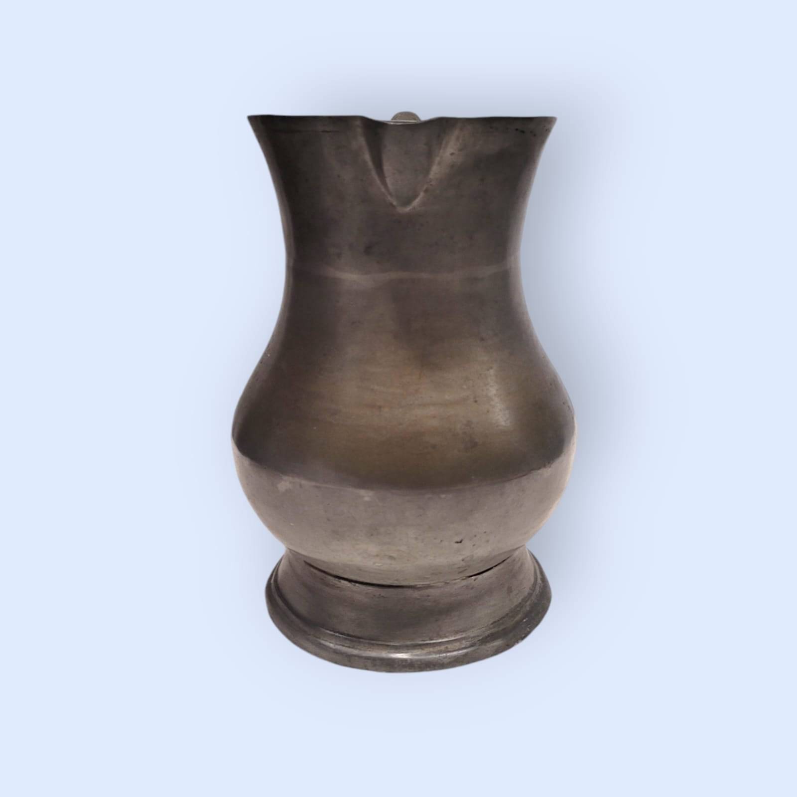 Jarra de Peltre de Estaño en Perfecto Estado - Cositas Antiguas – La Guadaña, Anticuarios Online en Jerez , vender antigüedades, muebles antiguos