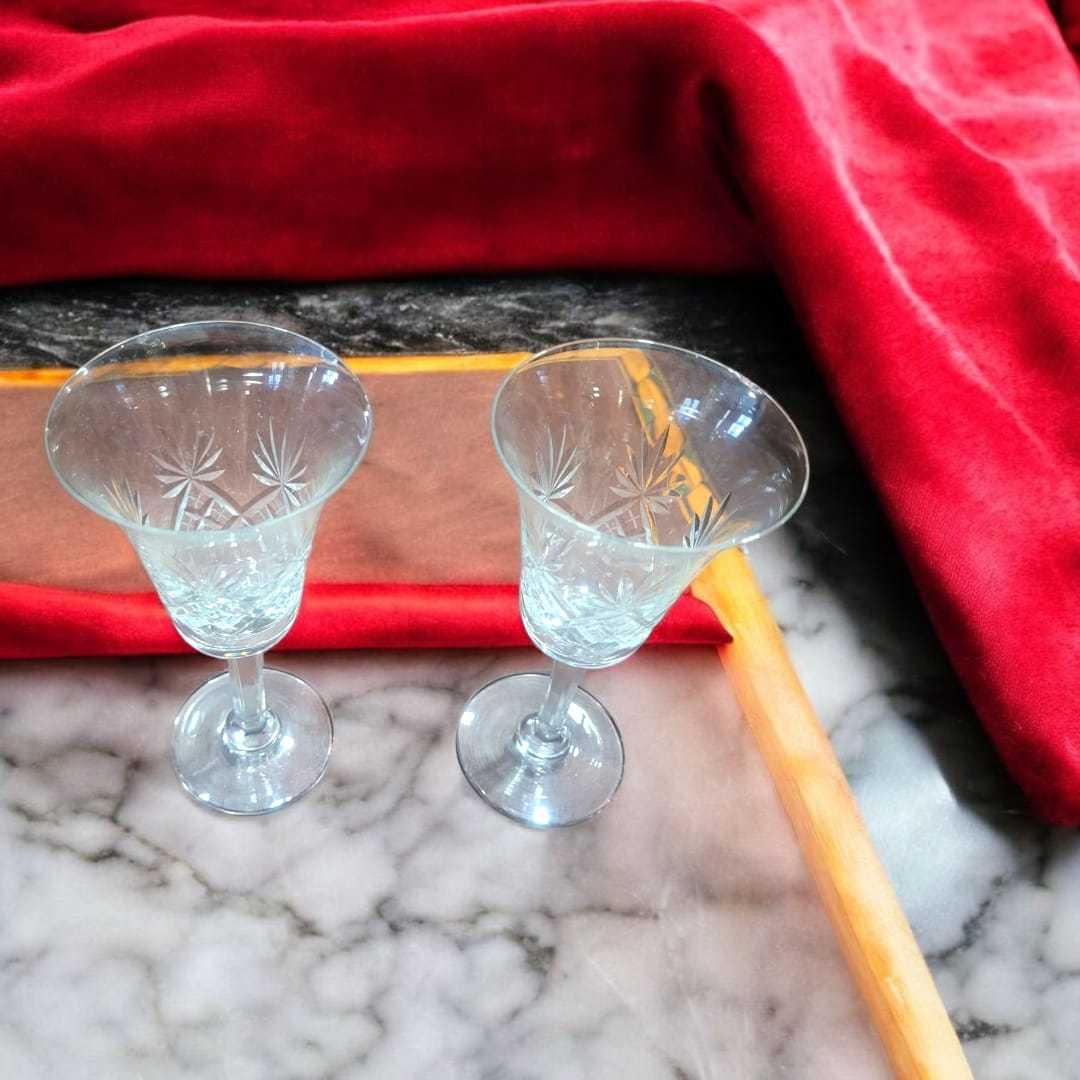 Copas de cristal de Bohemia vintage, juego de 2 elegantes - Cositas Antiguas – La Guadaña, Anticuarios Online en Jerez , vender antigüedades, muebles antiguos