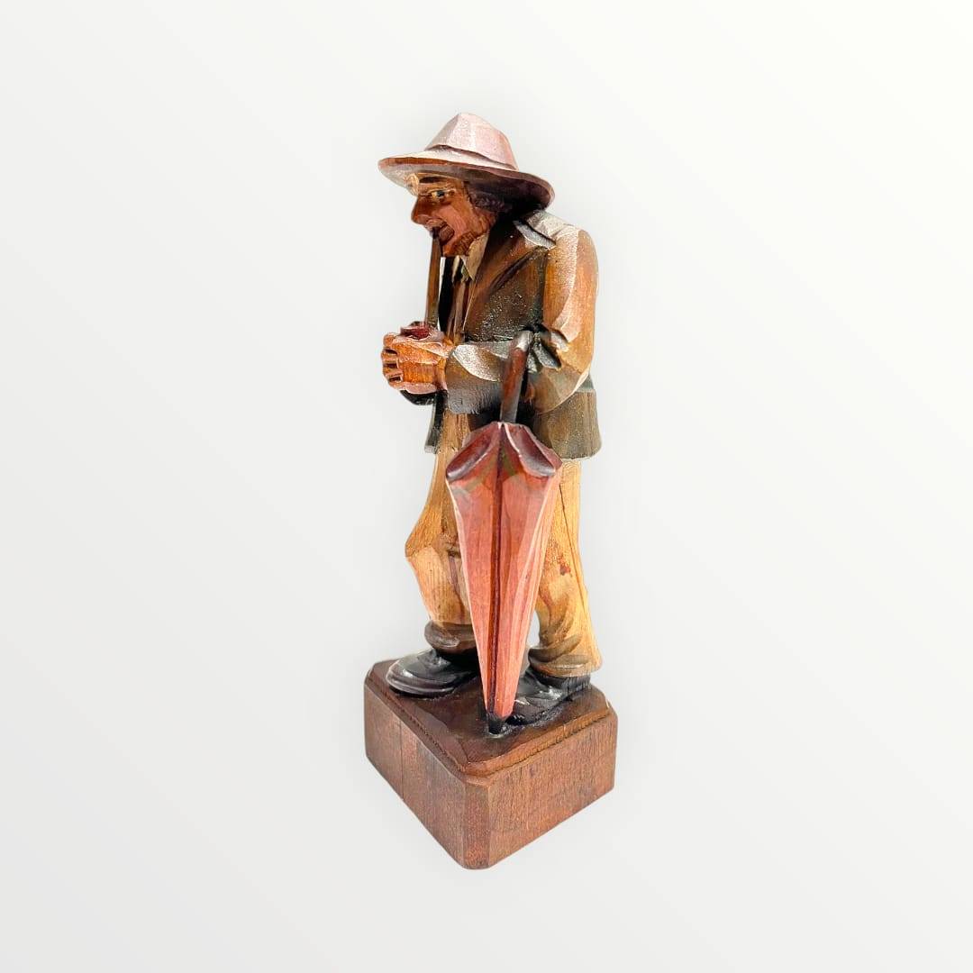 Figuras de madera rústicas de pareja mayor con detalle único - Cositas Antiguas – La Guadaña, Anticuarios Online en Jerez , vender antigüedades, muebles antiguos