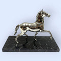 Figura de caballo en plata sobre mármol: elegancia - Cositas Antiguas – La Guadaña, Anticuarios Online en Jerez , vender antigüedades, muebles antiguos