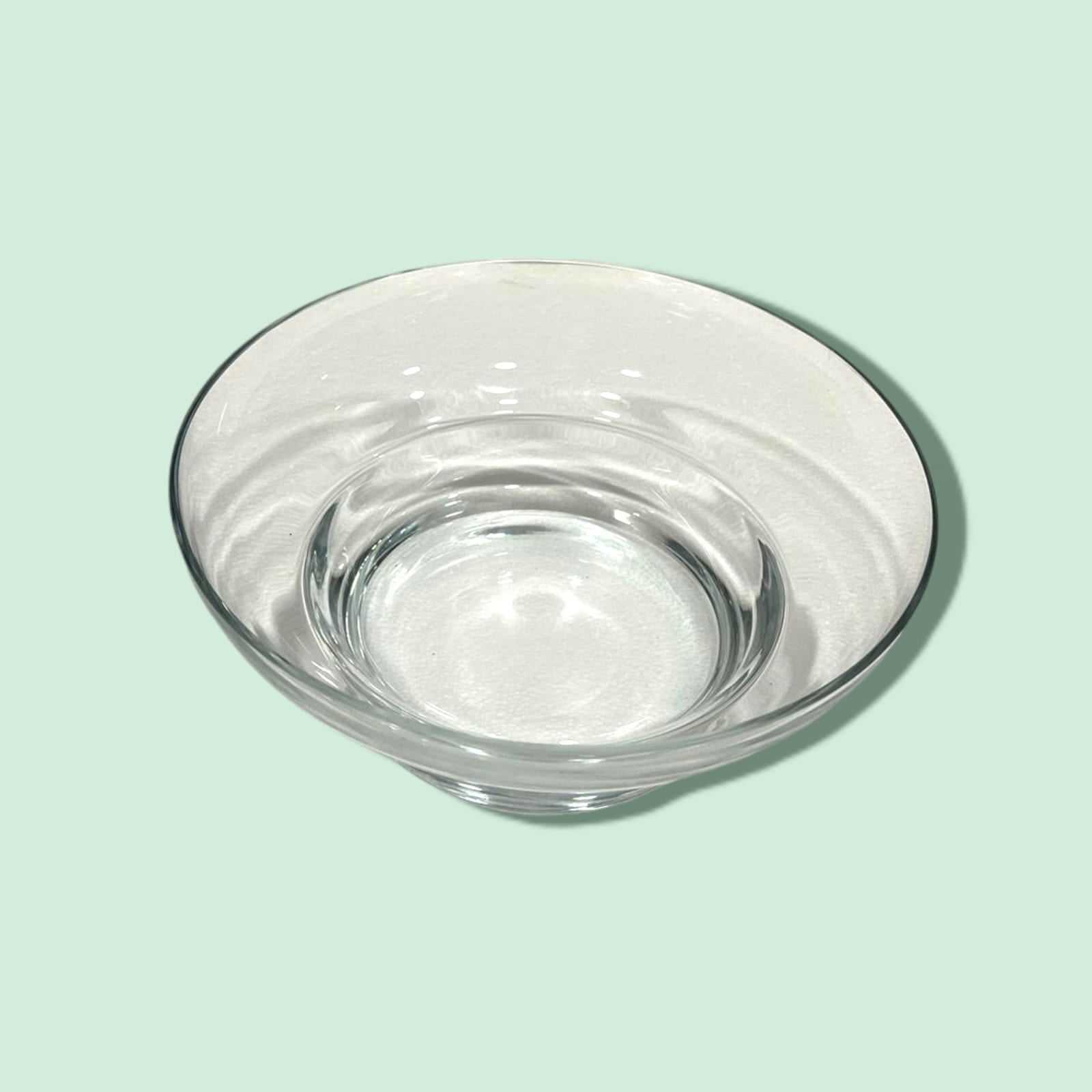 Cuenco de cristal de Bohemia: elegancia y tradición - Cositas Antiguas – La Guadaña, Anticuarios Online en Jerez , vender antigüedades, muebles antiguos