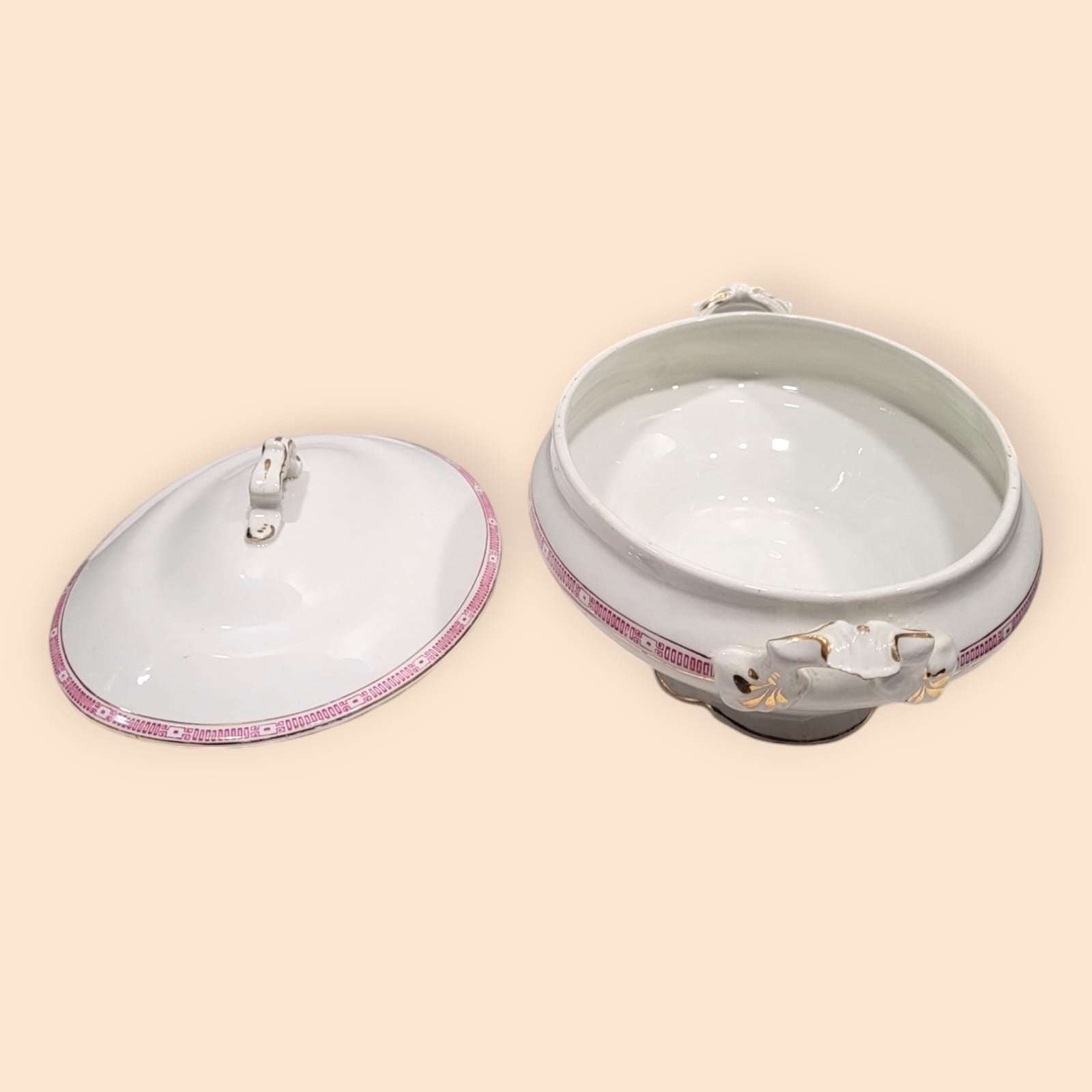 Fuente de porcelana antigua de calidad excepcional para decoración. - Cositas Antiguas – La Guadaña, Anticuarios Online en Jerez , vender antigüedades, muebles antiguos