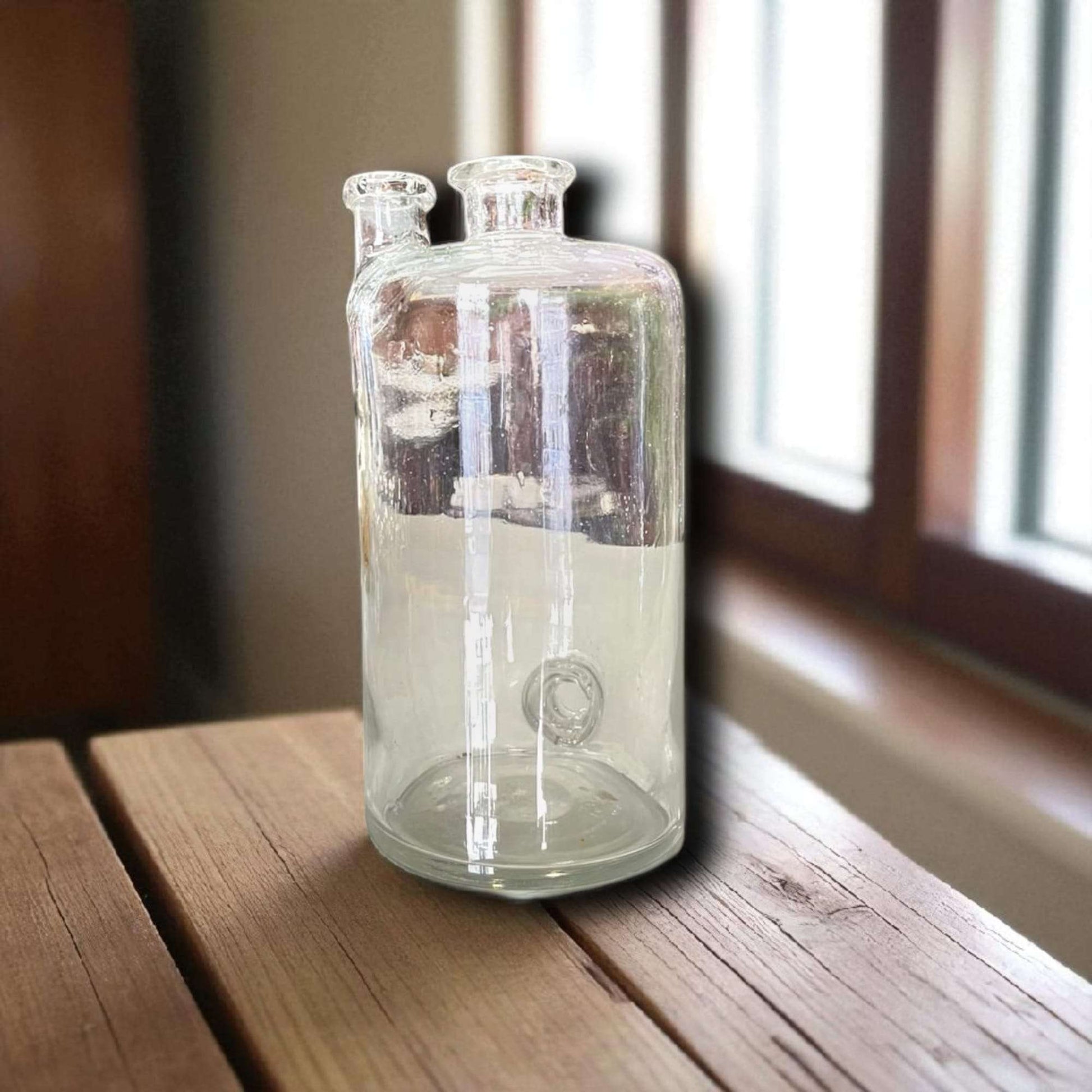 Bote de química de cristal antiguo | Pieza exclusiva - Cositas Antiguas – La Guadaña, Anticuarios Online en Jerez , vender antigüedades, muebles antiguos