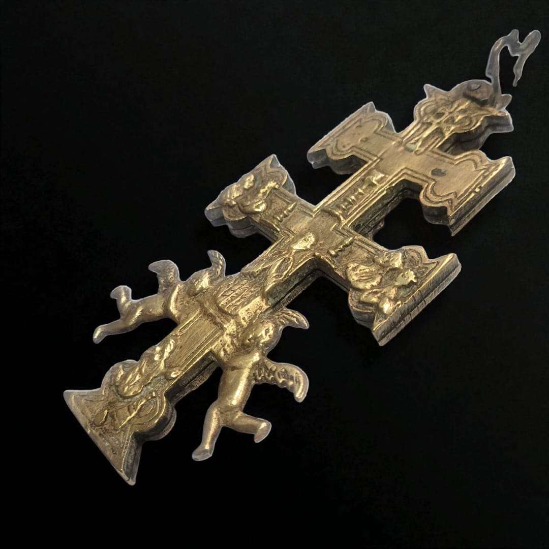 La Cruz de Caravaca auténtica | Protección espiritual única - Cositas Antiguas – La Guadaña, Anticuarios Online en Jerez , vender antigüedades, muebles antiguos