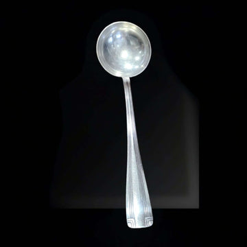 Cucharón antiguo de metal plateado elegante y funcional - Cositas Antiguas – La Guadaña, Anticuarios Online en Jerez , vender antigüedades, muebles antiguos