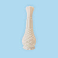 Florero de opalina blanca – elegancia atemporal y estilo - Cositas Antiguas – La Guadaña, Anticuarios Online en Jerez , vender antigüedades, muebles antiguos