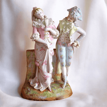 Figura de porcelana francesa pareja carnaval veneciano - Cositas Antiguas – La Guadaña, Anticuarios Online en Jerez , vender antigüedades, muebles antiguos