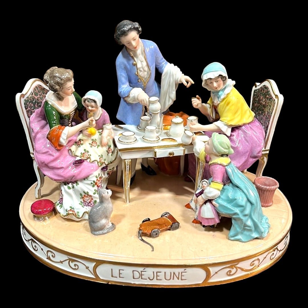 Grupo de la familia de porcelana. - Cositas Antiguas – La Guadaña, Anticuarios Online en Jerez , vender antigüedades, muebles antiguos