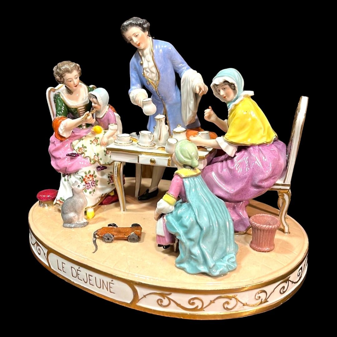 Grupo de la familia de porcelana. - Cositas Antiguas – La Guadaña, Anticuarios Online en Jerez , vender antigüedades, muebles antiguos
