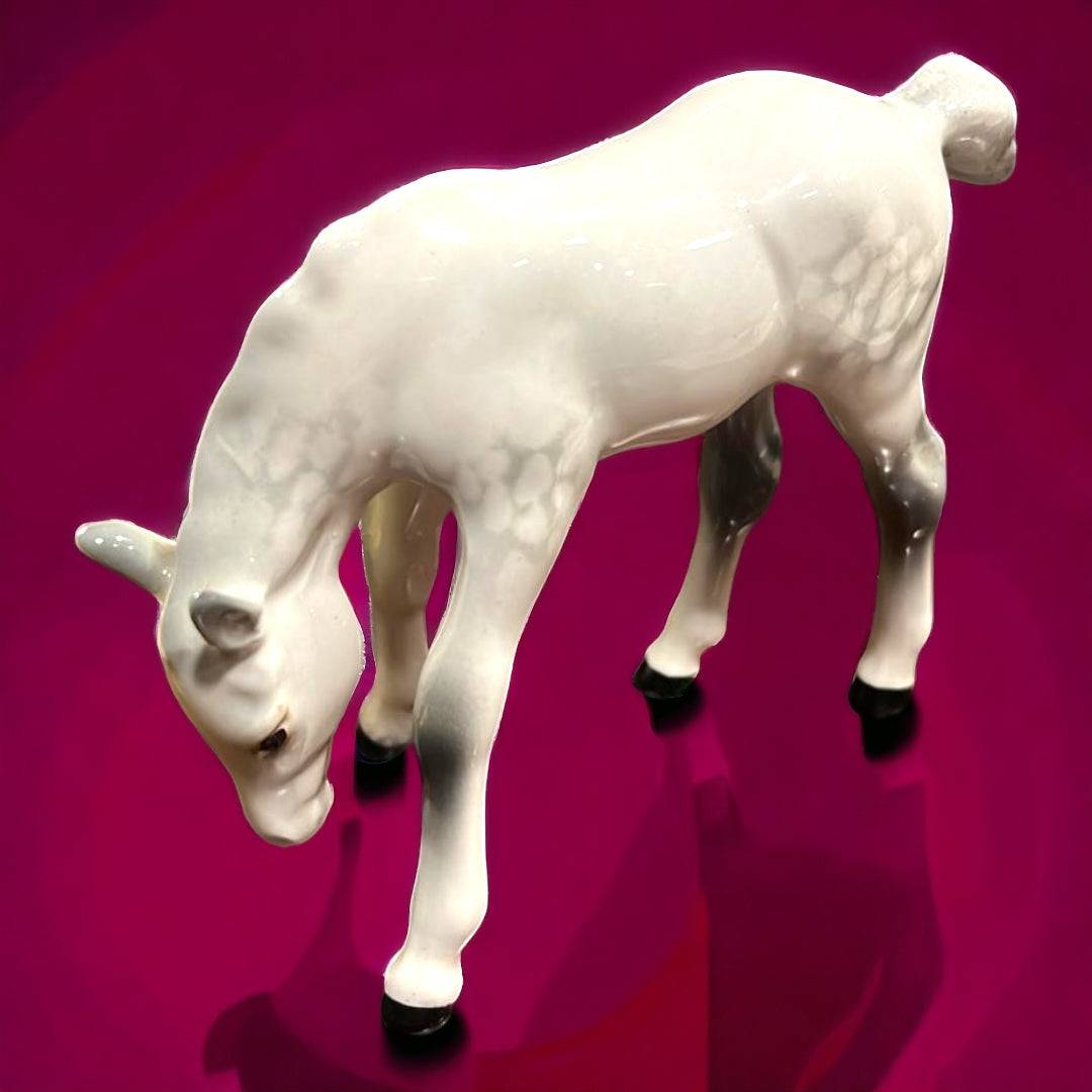 Caballo de porcelana Beswick, elegancia inglesa para coleccionistas - Cositas Antiguas – La Guadaña, Anticuarios Online en Jerez , vender antigüedades, muebles antiguos
