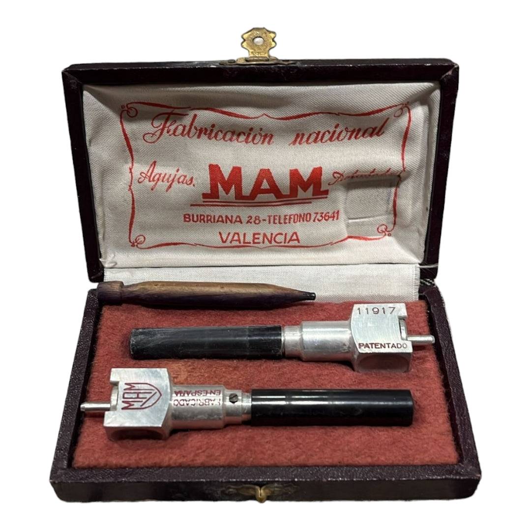 Maquina Reparar Medias - Reparacion facil y economica - Cositas Antiguas – La Guadaña, Anticuarios Online en Jerez , vender antigüedades, muebles antiguos