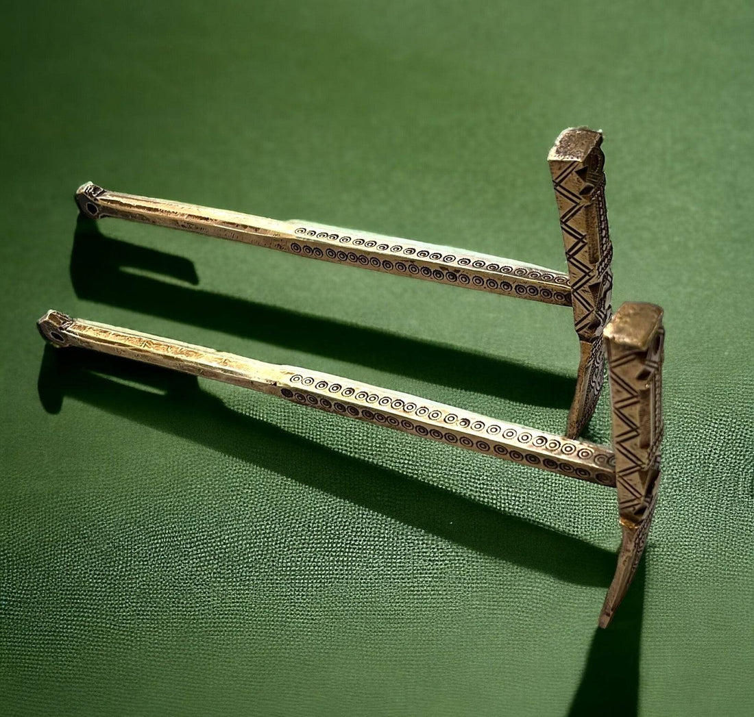 Martillo de Azucar | Siglo XX Bronce - Cositas Antiguas – La Guadaña, Anticuarios Online en Jerez , vender antigüedades, muebles antiguos