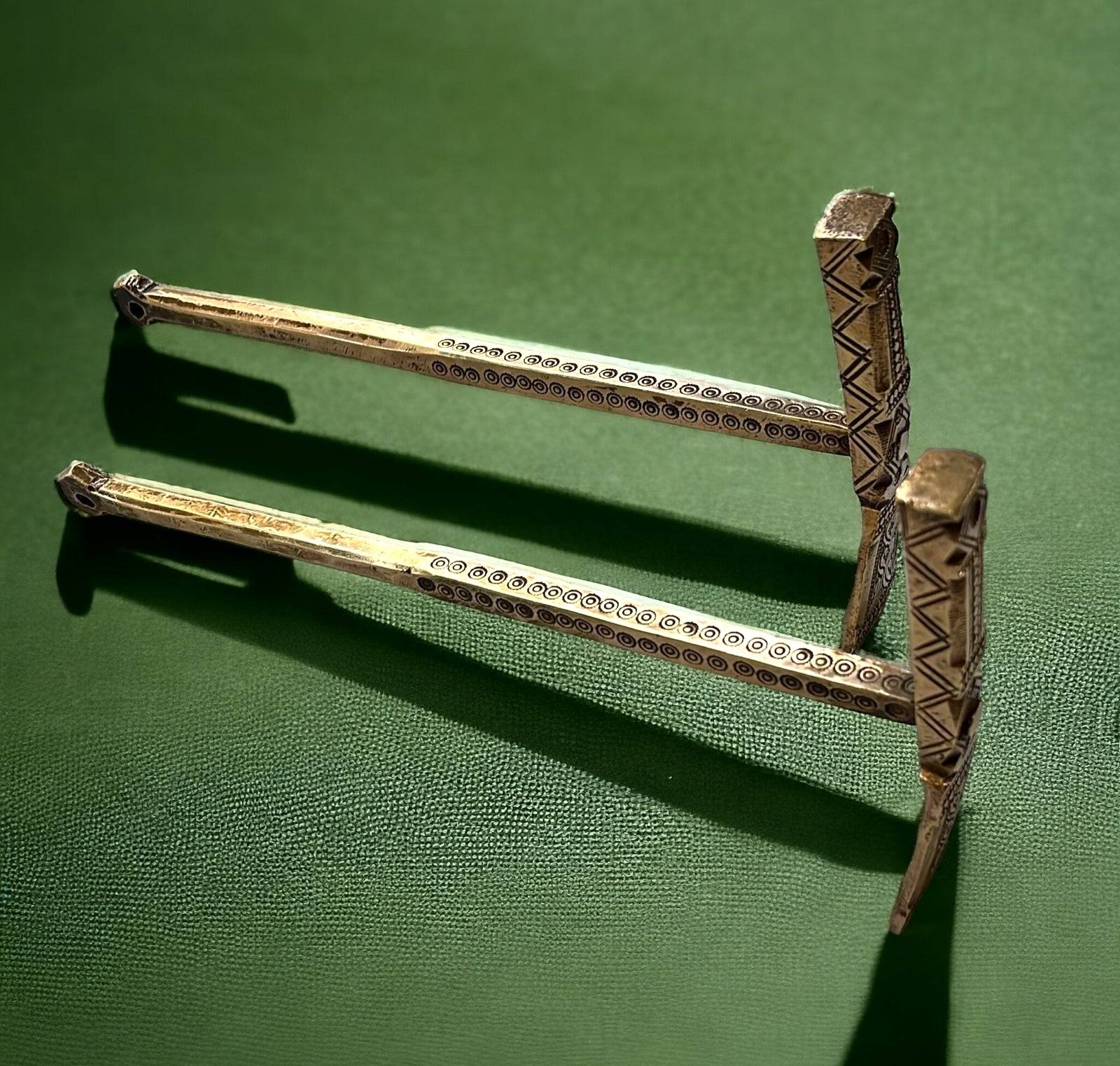 Martillo de Azucar | Siglo XX Bronce - Cositas Antiguas – La Guadaña, Anticuarios Online en Jerez , vender antigüedades, muebles antiguos