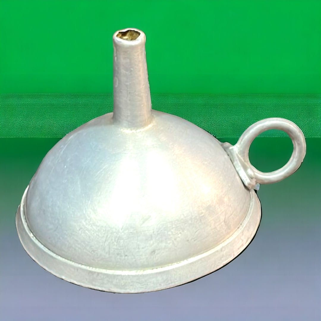 Embudo Cocina - Embudo Decorativo - Cositas Antiguas – La Guadaña, Anticuarios Online en Jerez , vender antigüedades, muebles antiguos