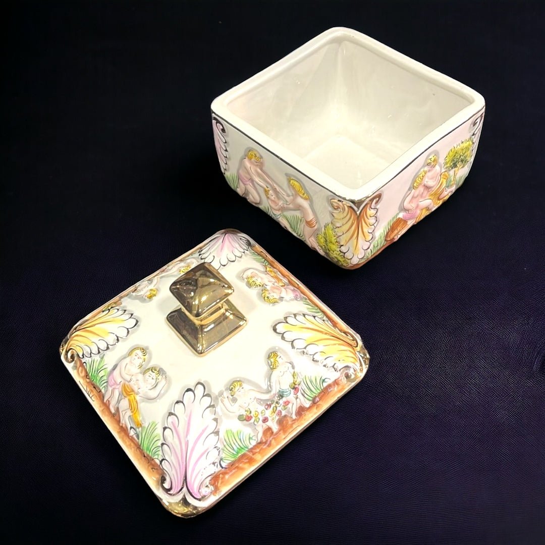 Bombonera Porcelana - Bombonera decorada - Cositas Antiguas – La Guadaña, Anticuarios Online en Jerez , vender antigüedades, muebles antiguos