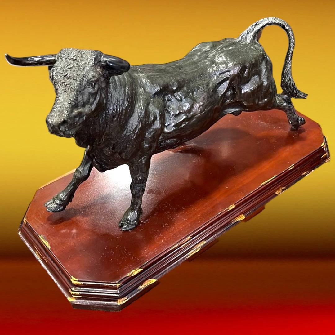 Toro de Fuerza y Nobleza - Cositas Antiguas – La Guadaña, Anticuarios Online en Jerez , vender antigüedades, muebles antiguos