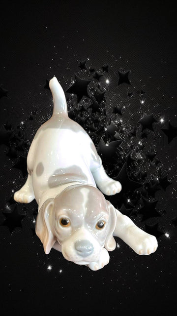 Figura Perro Retozón de Porcelana Lladró - Elegancia - Cositas Antiguas – La Guadaña, Anticuarios Online en Jerez , vender antigüedades, muebles antiguos