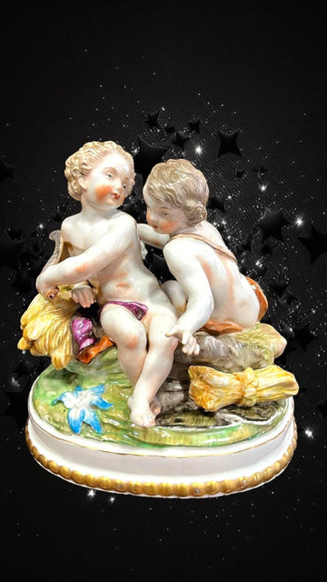 Pareja de Amorcillos Recolectores - Cositas Antiguas – La Guadaña, Anticuarios Online en Jerez , vender antigüedades, muebles antiguos