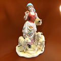Figura de porcelana: Señora con Ovejas para una decoración - Cositas Antiguas – La Guadaña, Anticuarios Online en Jerez , vender antigüedades, muebles antiguos