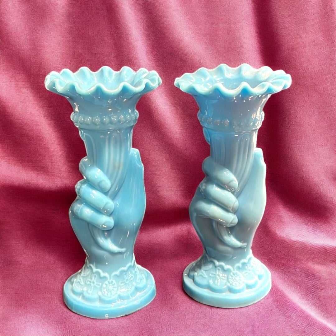 Floreros Mano Opalina | Años 60 - Cositas Antiguas – La Guadaña, Anticuarios Online en Jerez , vender antigüedades, muebles antiguos