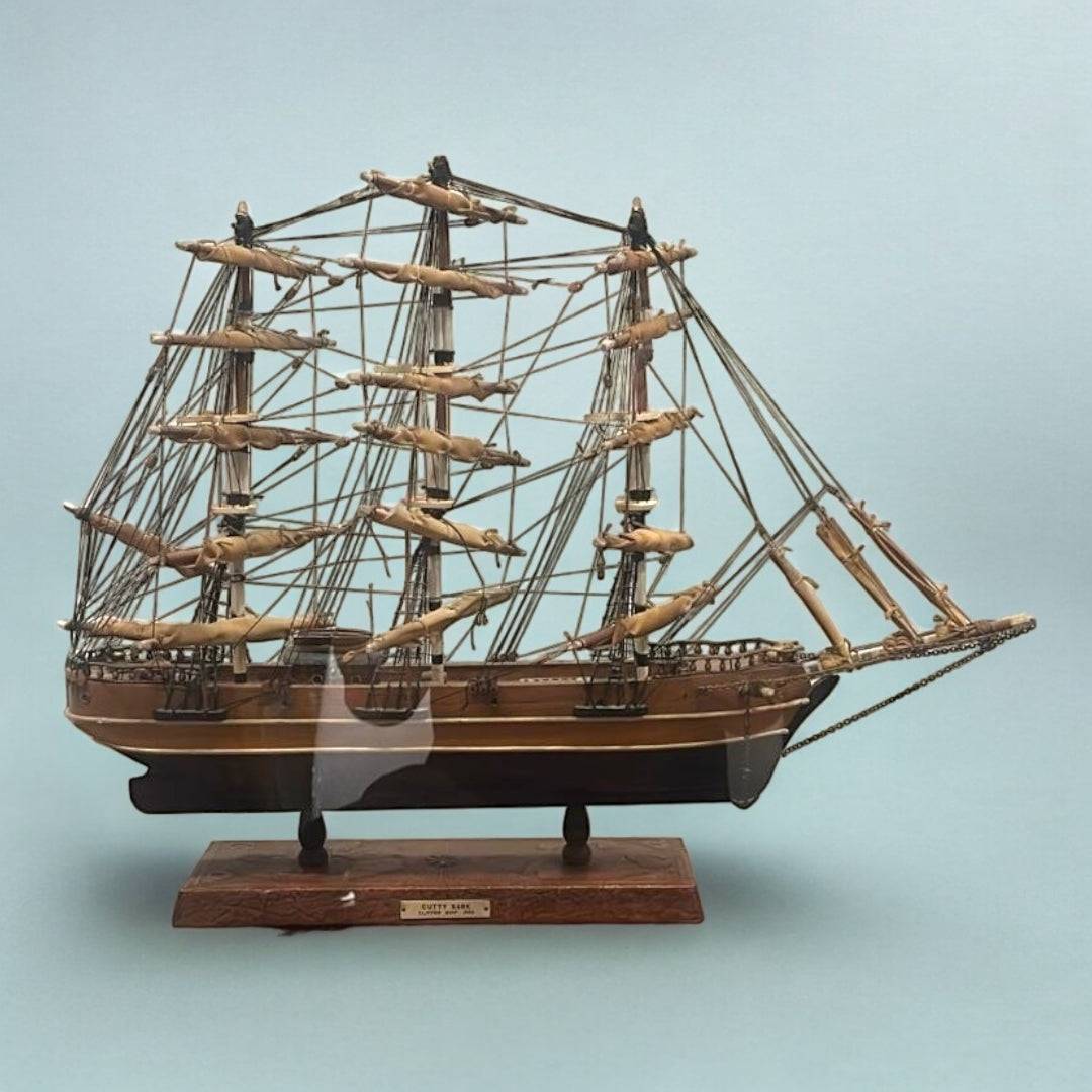 Maqueta del Cutty Sark - Barco Velero Antiguo - Cositas Antiguas – La Guadaña, Anticuarios Online en Jerez , vender antigüedades, muebles antiguos