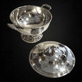 Sopera clásica de metal plateado, elegante - Cositas Antiguas – La Guadaña, Anticuarios Online en Jerez , vender antigüedades, muebles antiguos