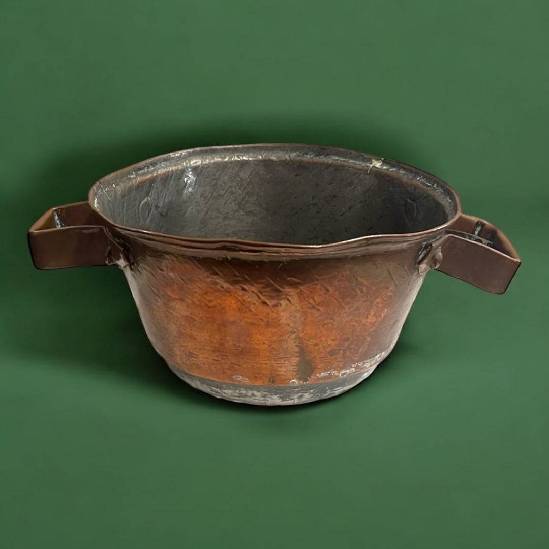 Antiguo Cocedero de Cobre: Elegancia Rústica para Decoración - Cositas Antiguas – La Guadaña, Anticuarios Online en Jerez , vender antigüedades, muebles antiguos