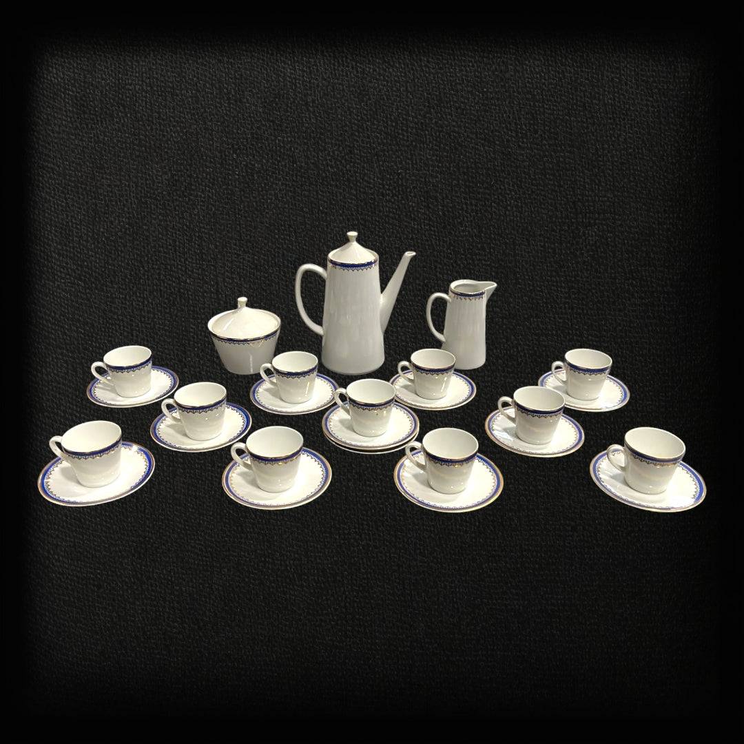 Juego de Cafe Epiag de Porcelana Fina: Elegancia Azul - Cositas Antiguas – La Guadaña, Anticuarios Online en Jerez , vender antigüedades, muebles antiguos