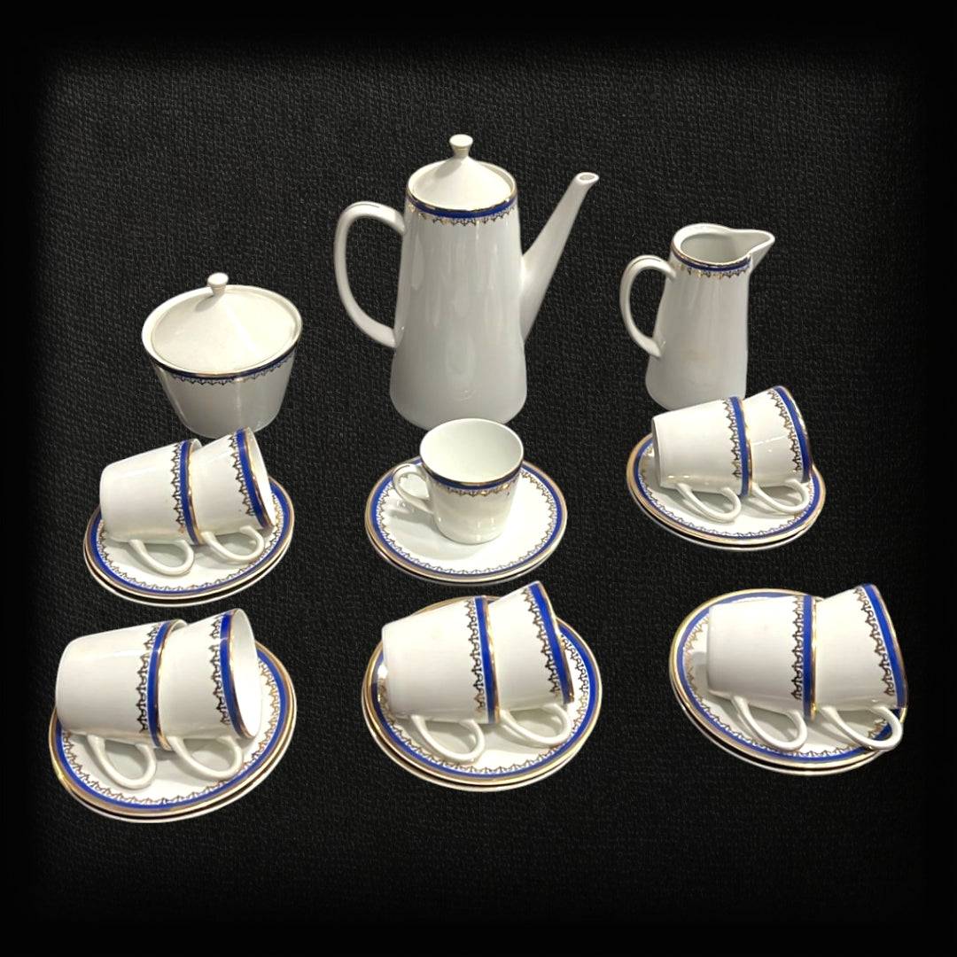 Juego de Cafe Epiag de Porcelana Fina: Elegancia Azul - Cositas Antiguas – La Guadaña, Anticuarios Online en Jerez , vender antigüedades, muebles antiguos