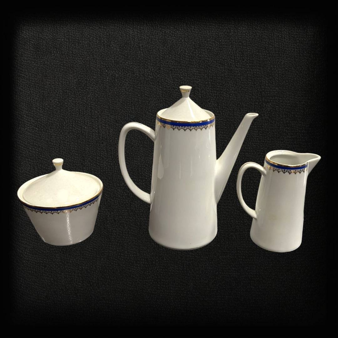 Juego de Cafe Epiag de Porcelana Fina: Elegancia Azul - Cositas Antiguas – La Guadaña, Anticuarios Online en Jerez , vender antigüedades, muebles antiguos