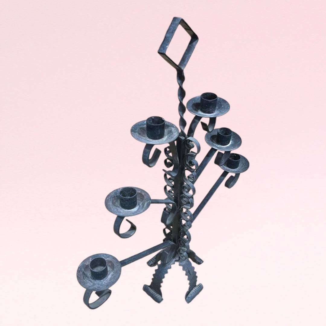 Candelabro antiguo de forja de 6 brazos, auténtico - Cositas Antiguas – La Guadaña, Anticuarios Online en Jerez , vender antigüedades, muebles antiguos