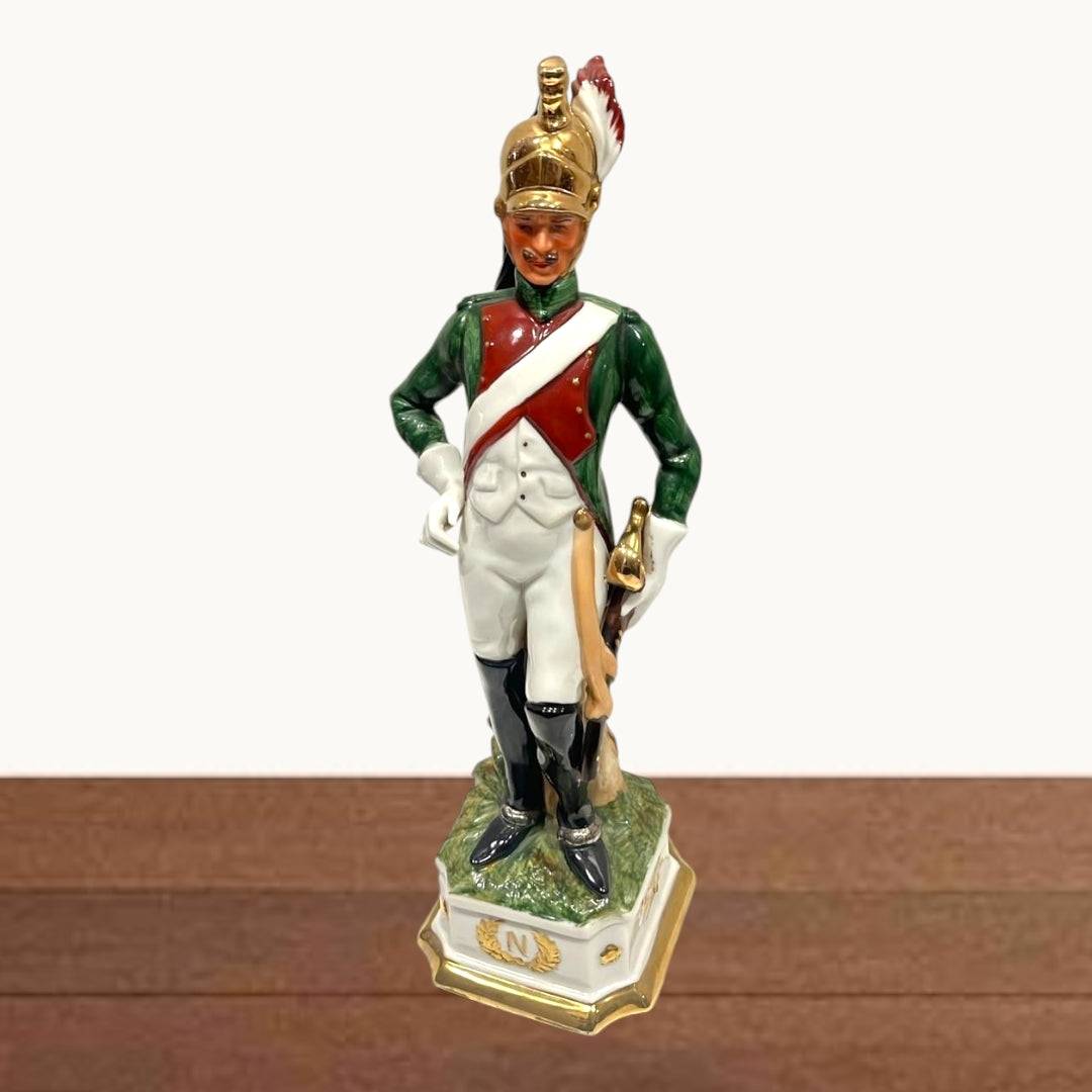 Dragón militar francés de porcelana, multicolor y dorado - Cositas Antiguas – La Guadaña, Anticuarios Online en Jerez , vender antigüedades, muebles antiguos