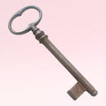 Llave antigua de forja, pieza única decorativa - Cositas Antiguas – La Guadaña, Anticuarios Online en Jerez , vender antigüedades, muebles antiguos