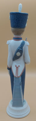 Figura de porcelana Lladró | Soldado Cadete con Espada - Cositas Antiguas – La Guadaña, Anticuarios Online en Jerez , vender antigüedades, muebles antiguos