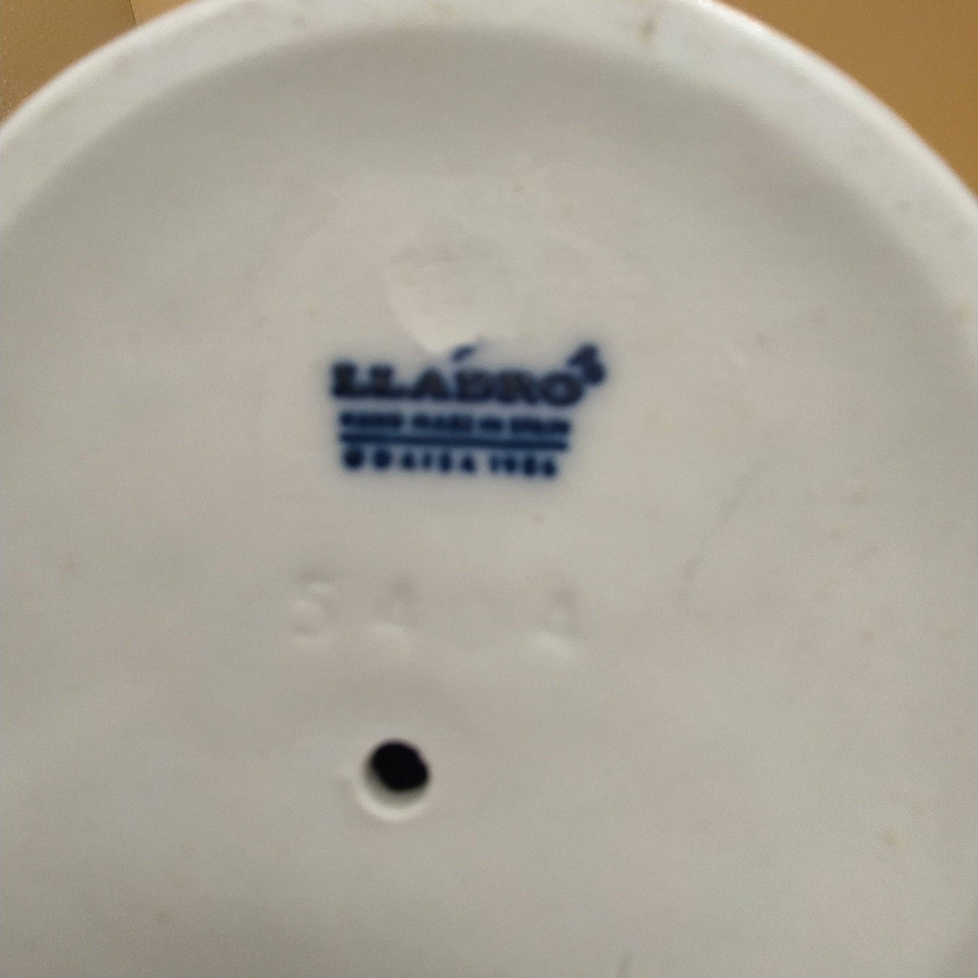 Figura de porcelana Lladró | Soldado Cadete con Espada - Cositas Antiguas – La Guadaña, Anticuarios Online en Jerez , vender antigüedades, muebles antiguos