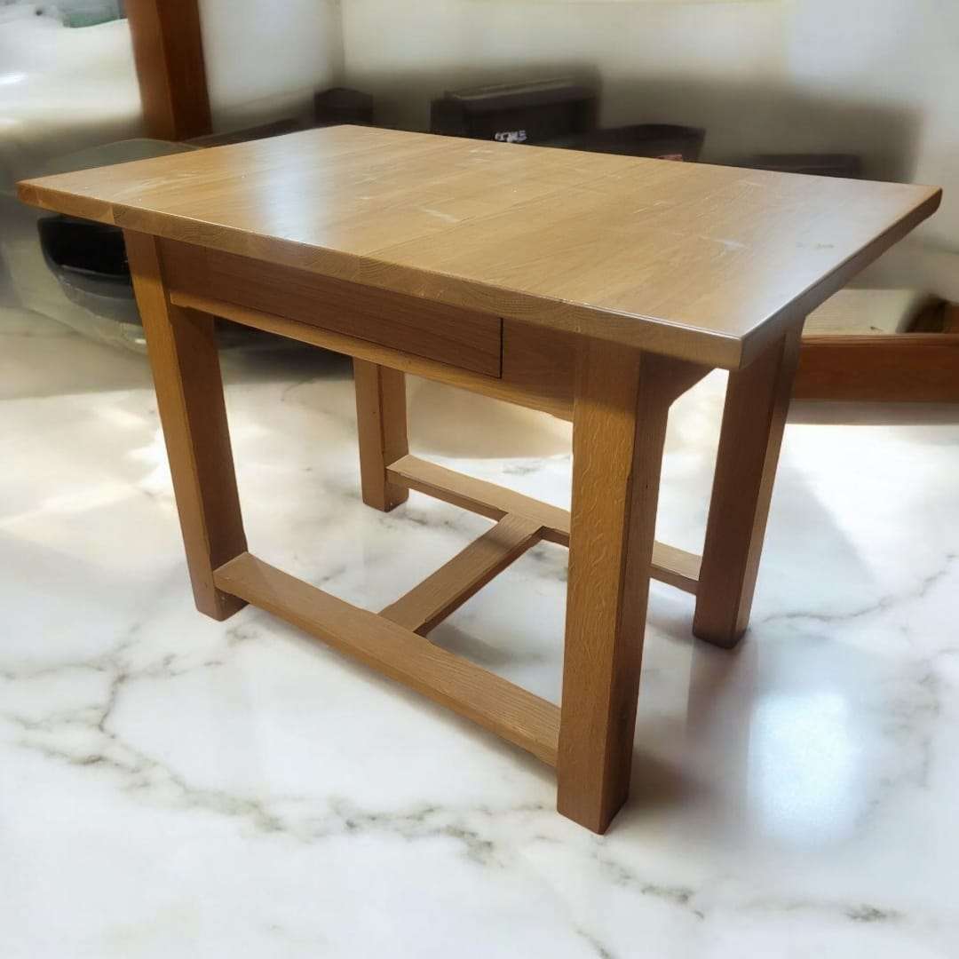 Mesa de madera con cajón oculto y diseño elegante - Cositas Antiguas – La Guadaña, Anticuarios Online en Jerez , vender antigüedades, muebles antiguos