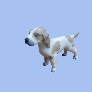 Perro de porcelana PEYRO, pieza decorativa exclusiva - Cositas Antiguas – La Guadaña, Anticuarios Online en Jerez , vender antigüedades, muebles antiguos