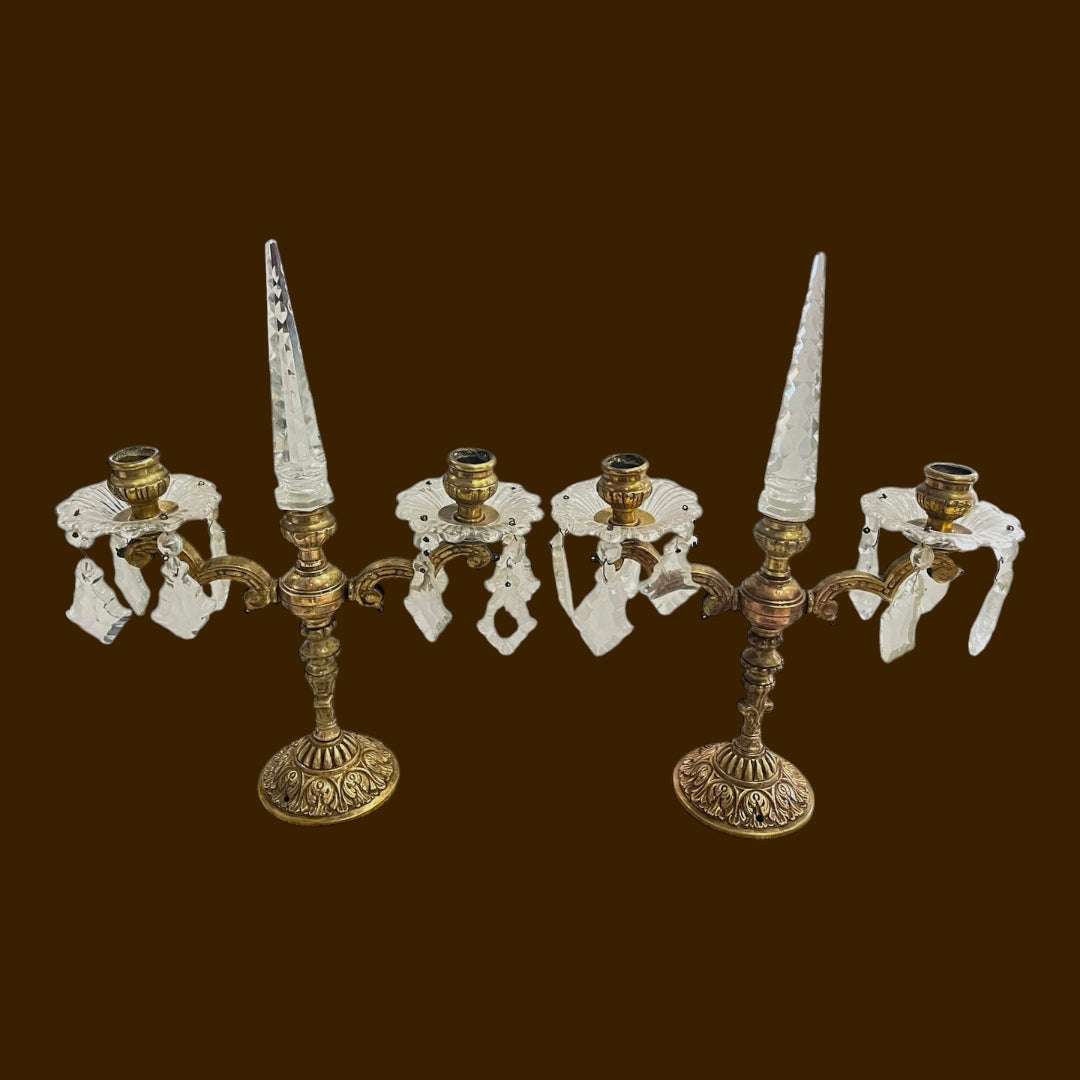 Pareja de candelabros antiguos de metal y cristal | Principios del siglo XX - Cositas Antiguas – La Guadaña, Anticuarios