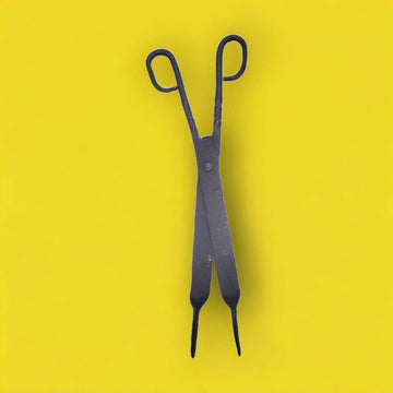 Pinzas de forja para chimenea con mango rúcstico torneado - Cositas Antiguas – La Guadaña, Anticuarios Online en Jerez , vender antigüedades, muebles antiguos