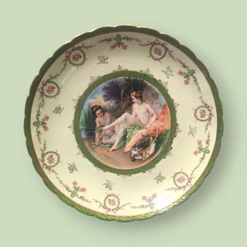 Plato de porcelana francesa Boucher con pintura renacentista - Cositas Antiguas – La Guadaña, Anticuarios Online en Jerez , vender antigüedades, muebles antiguos