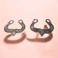 Tiradores de metal con relieves antiguos decorativos - Cositas Antiguas – La Guadaña, Anticuarios Online en Jerez , vender antigüedades, muebles antiguos