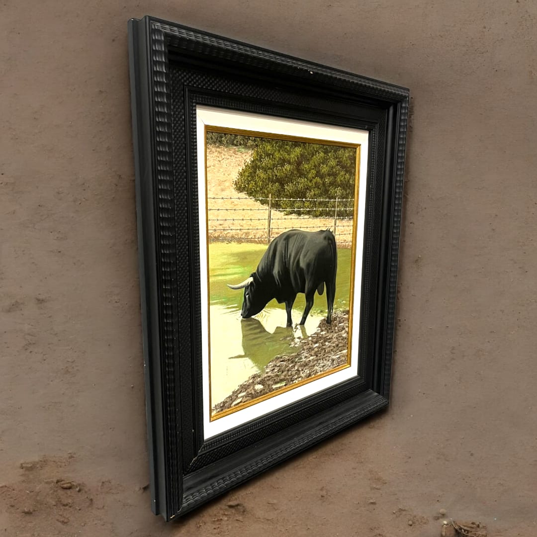 Óleo de toro en el campo firmado por Miguel Parra - Cositas Antiguas – La Guadaña, Anticuarios Online en Jerez , vender antigüedades, muebles antiguos