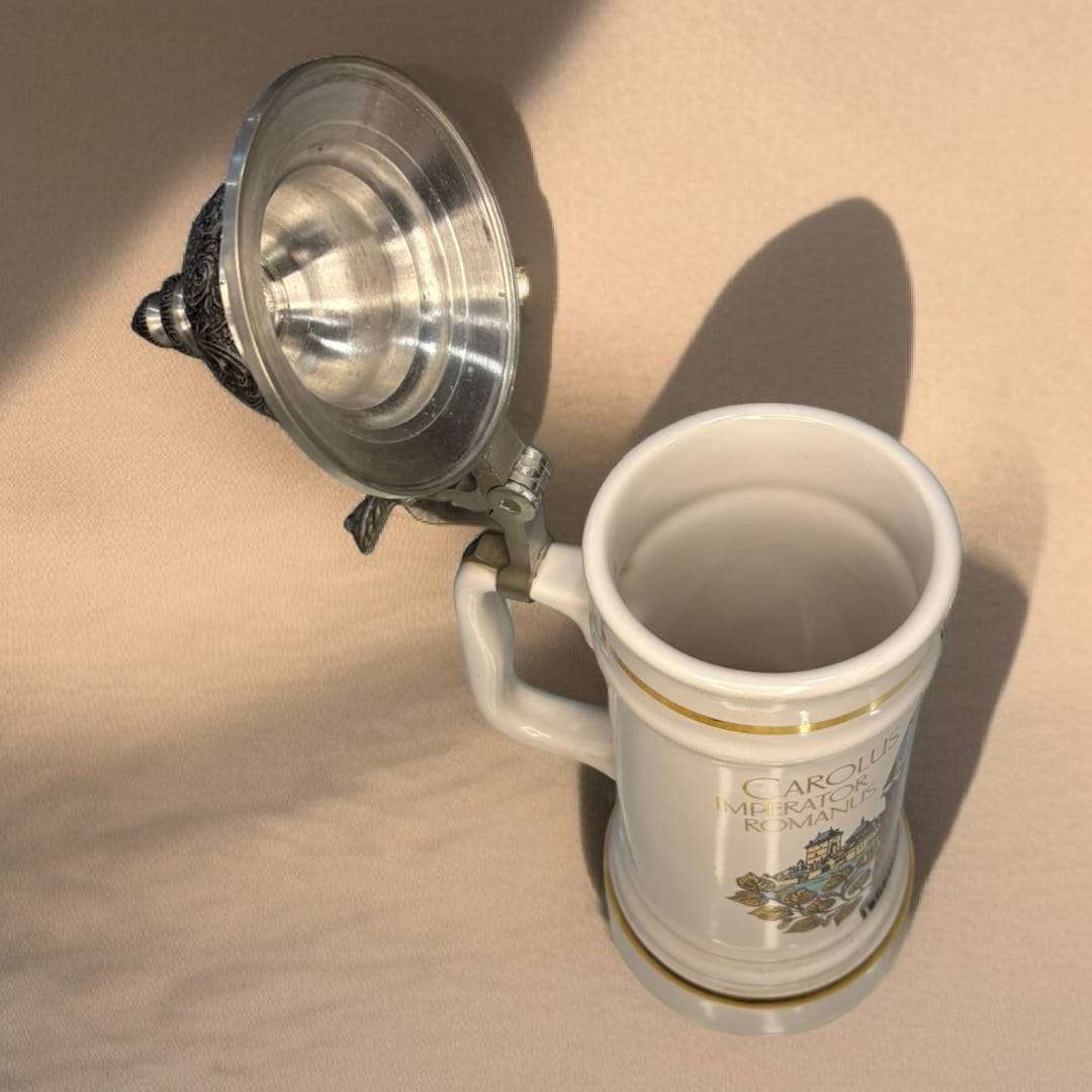 Jarra de cerveza alemana de porcelana con tapa metal - Cositas Antiguas – La Guadaña, Anticuarios Online en Jerez , vender antigüedades, muebles antiguos