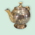 Tetera de metal dorado antigua grabada y decorativa - Cositas Antiguas – La Guadaña, Anticuarios Online en Jerez , vender antigüedades, muebles antiguos