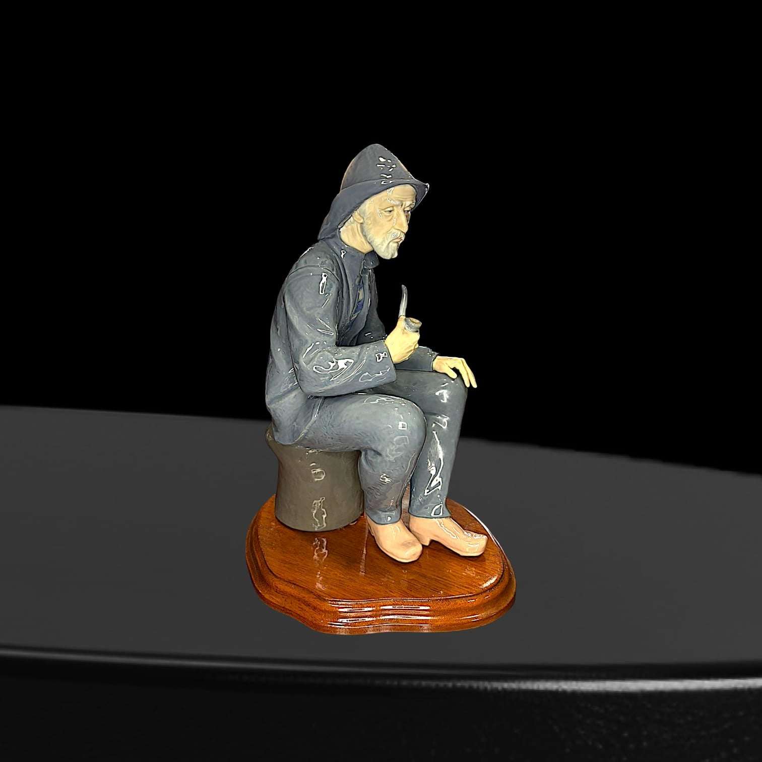 Marinero fumando pipa Lladró original | Figura artesanal - Cositas Antiguas – La Guadaña, Anticuarios Online en Jerez , vender antigüedades, muebles antiguos