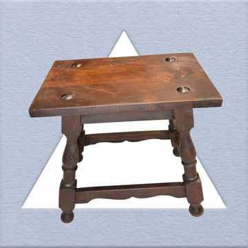 Mesa auxiliar Castellana antigua de madera maciza - Cositas Antiguas – La Guadaña, Anticuarios Online en Jerez , vender antigüedades, muebles antiguos
