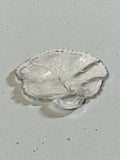 Lote de platos de cristal con forma de hoja antiguos - Cositas Antiguas – La Guadaña, Anticuarios Online en Jerez , vender antigüedades, muebles antiguos